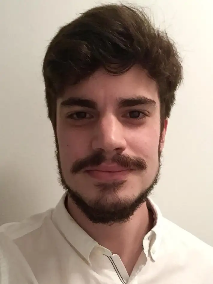 Photo Mathias Lusquiños